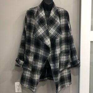 Tattoo Black & White Plaid Jacket/Shacket – Women’s XS